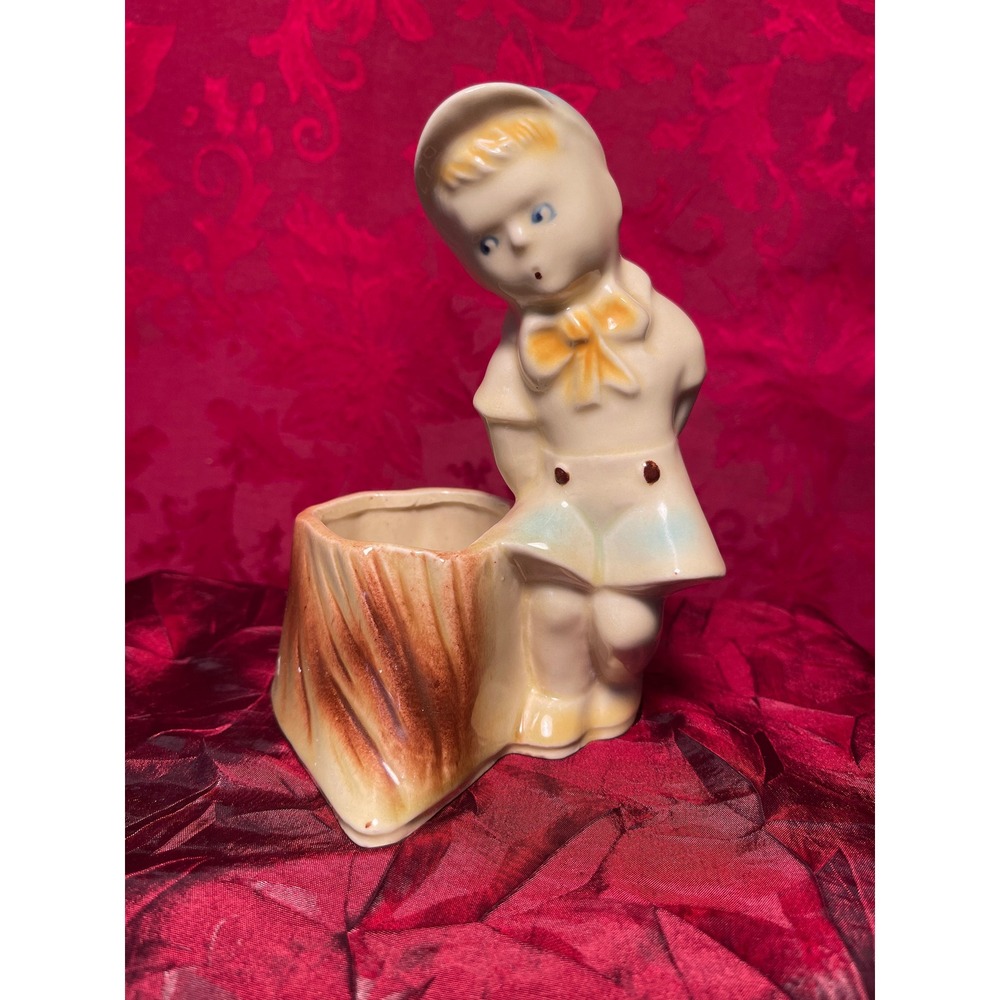 Vintage Shawnee Ceramics Little Boy Blue Planter #533 Made in the‎ USA 1950s
